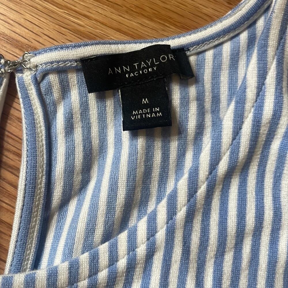 Ann Taylor factory striped peplum sleeveless top size medium - Picture 4 of 7